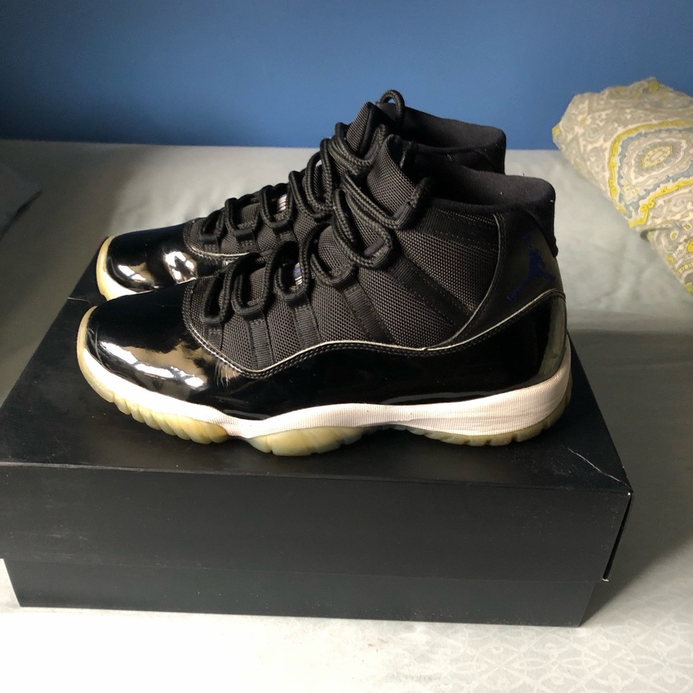 Air Jordan 11